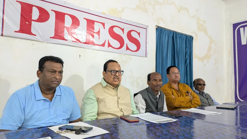 କୋରାପୁଟ–ନବରଙ୍ଗପୁରରେ ୪୦୦ ଶିକ୍ଷକ ନିଯୁକ୍ତିରେ ଅନିୟମିତତା ଅଭିଯୋଗ, ତଦନ୍ତ ଦାବି