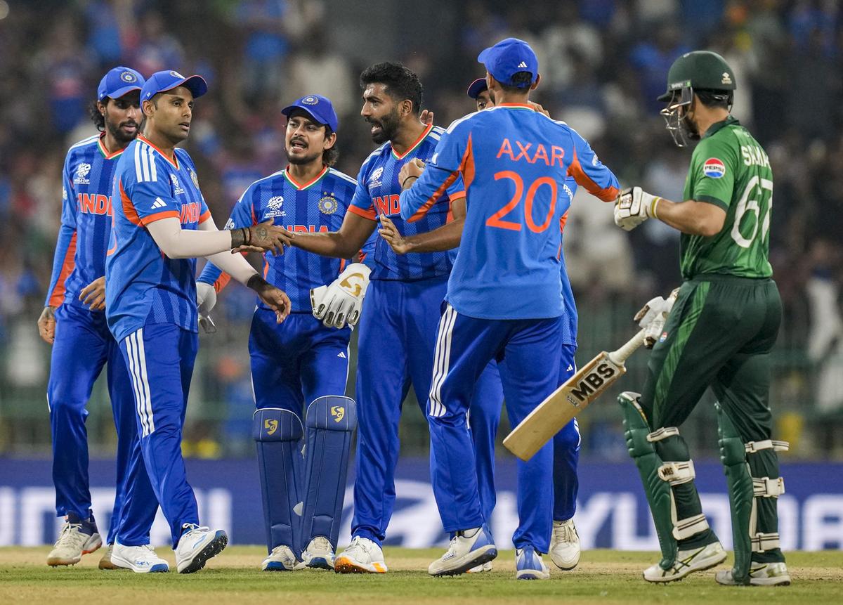 INDVSPAK: ଧୂଳି ଚାଟିଲା ପାକିସ୍ତାନ: ସୁପର୍‌-୮ରେ ଭାରତ, କିଶନଙ୍କ ବ୍ୟାଟିଂ ଝଡ଼