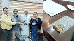 ଅଳିଆ ଭାବି ବିକ୍ରି ହୋଇଥିବା ୧୦୦ ଗ୍ରାମ ସୁନା ୪ ମାସ ପରେ ଫେରାଇଲେ ସ୍କ୍ରାପ୍‌ ବ୍ୟବସାୟୀ