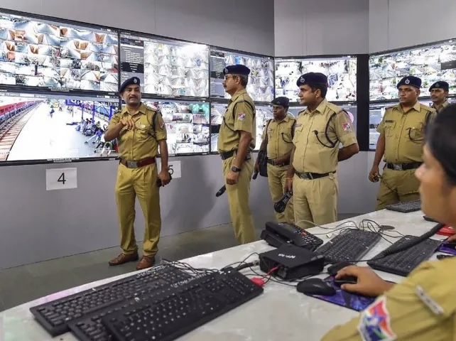 ପାକିସ୍ତାନୀ ଗୁପ୍ତଚର ନେଟ୍‌ୱାର୍କ ପର୍ଦ୍ଦାଫାସ ପରେ ସତର୍କତା: ଦେଶବ୍ୟାପୀ ସିସିଟିଭି ଅଡିଟ୍ ପାଇଁ ନିର୍ଦ୍ଦେଶ