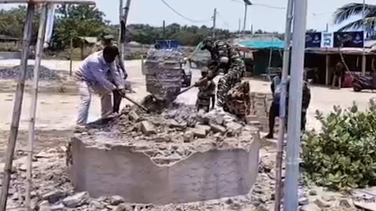 ଦାମୋଦର ରାଉତଙ୍କ ପ୍ରତିମୂର୍ତ୍ତି ଭଙ୍ଗାଯିବା ଘଟଣାରେ ବିଜେଡିର ଘୋର ପ୍ରତିବାଦ