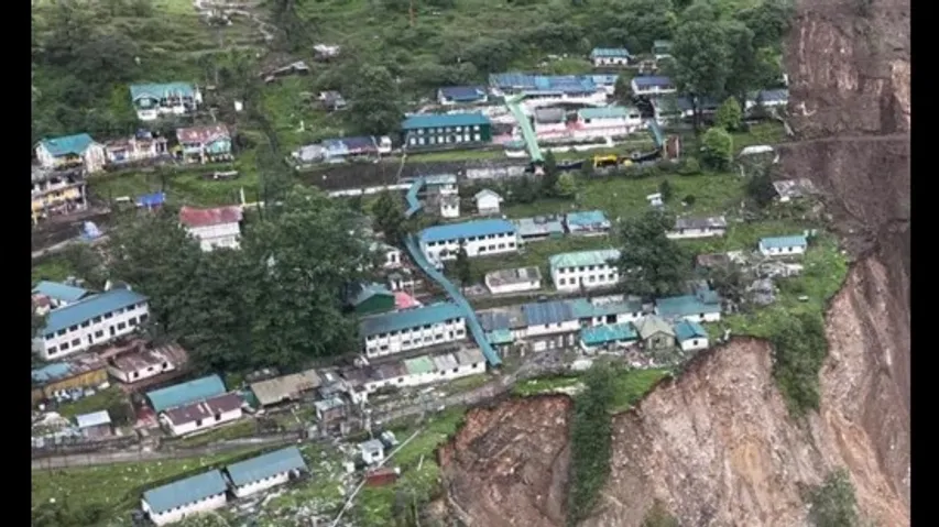 ସିକ୍କିମରେ ଭୂସ୍ଖଳନ ତଣ୍ଡବ: ଲାଚେନରେ ଫସିଛନ୍ତି ୧୬୦୦ ପର୍ଯ୍ୟଟକ, ଉଦ୍ଧାର ଅଭିଯାନ ଜାରି