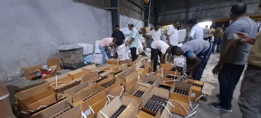 ଭୁବନେଶ୍ୱରରେ ବଡ଼ ଚଢ଼ଉ: ୮୫୨୦ ବୋତଲ ବେଆଇନ କଫ୍‌ ସିରପ୍‌ ଜବତ