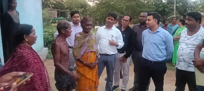 ଜିତୁ ମୁଣ୍ଡା ଘଟଣା: ଘରେ ପହଞ୍ଚିଲା ପ୍ରଶାସନ ଓ ବିଜେଡି ଟିମ୍‌, ସହାୟତା ପାଇଁ ଆଲୋଚନା