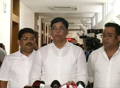 ୮ ବିଧାୟକଙ୍କ ସଭ୍ୟପଦ ରଦ୍ଦ ପାଇଁ ବାଚସ୍ପତିଙ୍କ ନିକଟରେ ବିଜେଡିର ପିଟିସନ