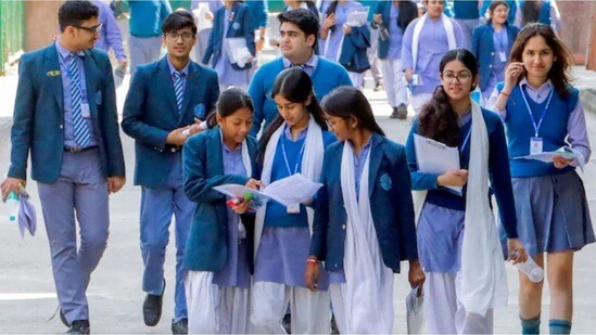 ପ୍ରକାଶ ପାଇଲା CBSE ଦ୍ଵାଦଶ ଶ୍ରେଣୀ ପରୀକ୍ଷା ଫଳ: ପାସ୍ ହାର ୮୫.୨୦%, ଗତ ବର୍ଷ ତୁଳନାରେ କମିଲା ପ୍ରଦର୍ଶନ
