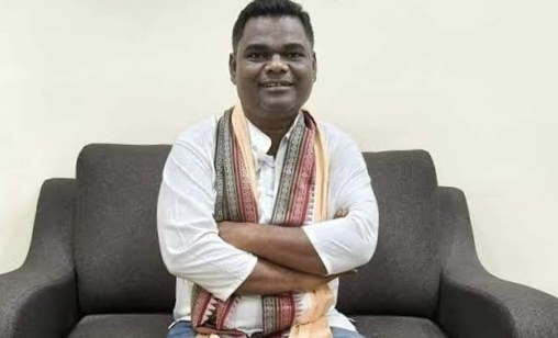 ବିଧାୟକ ଜଲେନ ନାଏକଙ୍କ ବିରୋଧରେ ଶୋଷଣ ଅଭିଯୋଗ; ମଇଦାନକୁ ଓହ୍ଲାଇଲା ବିଜେଡି ‘ଫ୍ୟାକ୍ଟ ଫାଇଣ୍ଡିଂ ଟିମ୍’।