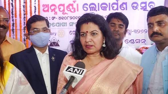ସାଂସଦ ଅପରାଜିତା ଷଡ଼ଙ୍ଗୀଙ୍କ ଗାଡ଼ିକୁ ଅଣ୍ଡାମାଡ଼ ଘଟଣା: ନାବାଳକ ସମେତ ୨ ଗିରଫ, ଜଣେ ଫେରାର
