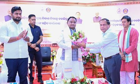 ଓଡ଼ିଶାରେ ଖୁବ୍‌ଶୀଘ୍ର ଆସିବ ନୂଆ ‘ଚଳଚ୍ଚିତ୍ର ନୀତି’, ଓଡ଼ିଆ ସିନେମାର ଉନ୍ନତି ପାଇଁ ଏବେ ଅର୍ଥ ସାଜିବ ନାହିଁ ବାଧକ: ମୁଖ୍ୟମନ୍ତ୍ରୀ ମୋହନ ମାଝୀ