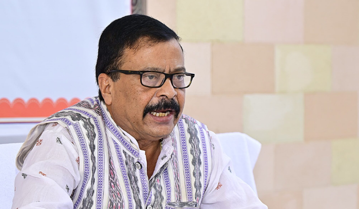 ସମ୍ଭାବ୍ୟ ବାତ୍ୟା ମୁକାବିଲା ପାଇଁ ଓଡ଼ିଶା ସମ୍ପୂର୍ଣ୍ଣ ପ୍ରସ୍ତୁତ: ରାଜସ୍ୱ ମନ୍ତ୍ରୀ ସୁରେଶ ପୂଜାରୀ