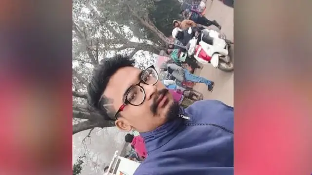 ଅନୁଗୁଳରେ ଭୟାବହ ସଡ଼କ ଦୁର୍ଘଟଣା: ବାଇକରେ ନିଆଁ ଲାଗି ଚାଳକ ଜୀବନ୍ତ ଦଗ୍ଧ, ଅନ୍ୟ ଜଣେ ଗୁରୁତର