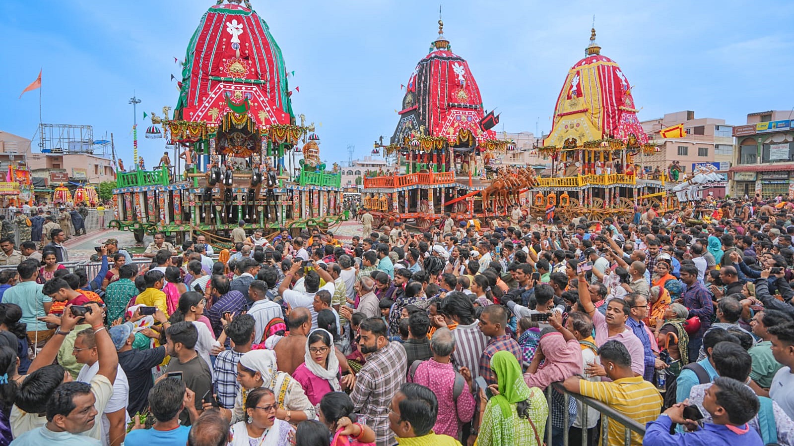 ପୁରୀ ରଥଯାତ୍ରା ୨୦୨୬ ପାଇଁ ୧୩ ଓଏଏସ୍‌ ଅଧିକାରୀ ନିଯୁକ୍ତ; ସ୍ନାନଯାତ୍ରାରୁ ଆରମ୍ଭ ହେବ ଦାୟିତ୍ୱ