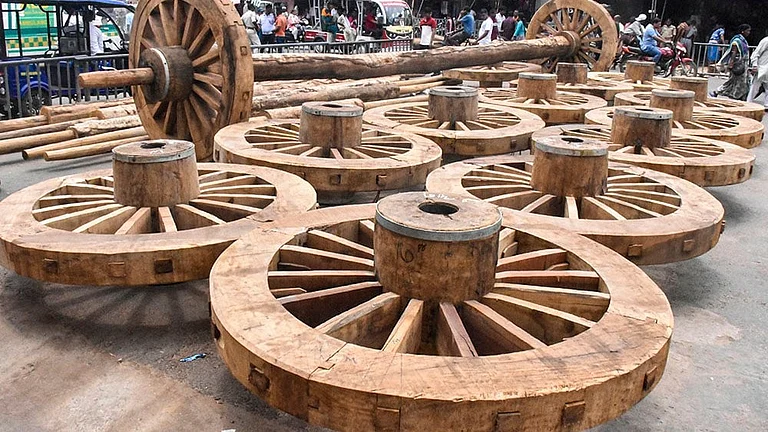 ରଥଖଳାରେ ଶେଷ ପର୍ଯ୍ୟାୟରେ ରଥ ନିର୍ମାଣ: ପ୍ରସ୍ତୁତି ଜୋରଦାର