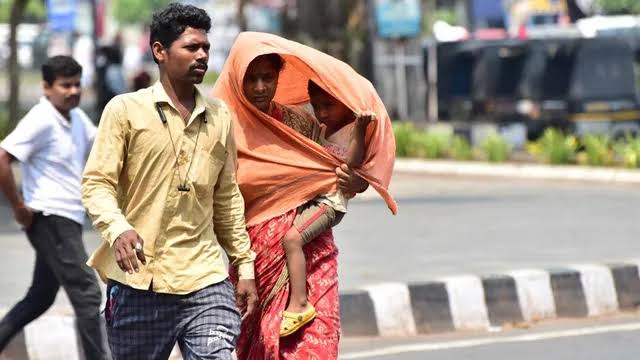 ଭୁବନେଶ୍ୱରରେ ଅସହ୍ୟ ଗୁଳୁଗୁଳି: ସକାଳ ୫:୩୦ରେ ତାପମାତ୍ରା ୩୦.୮°C, ‘ପ୍ରକୃତ ଅନୁଭୂତ’ପହଞ୍ଚିଲା ୪୩°C