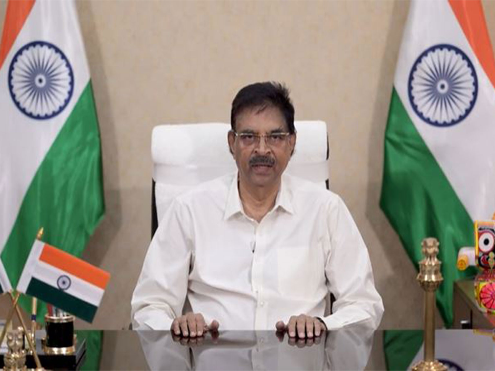 ବିଶିଷ୍ଟ ତୀରନ୍ଦାଜ ଓ କୋଚ୍ ରାଜେଶ ହାଁସଦାଙ୍କ ପରଲୋକ: ଗଭୀର ଶୋକ ପ୍ରକାଶ କଲେ ରାଜ୍ୟପାଳ