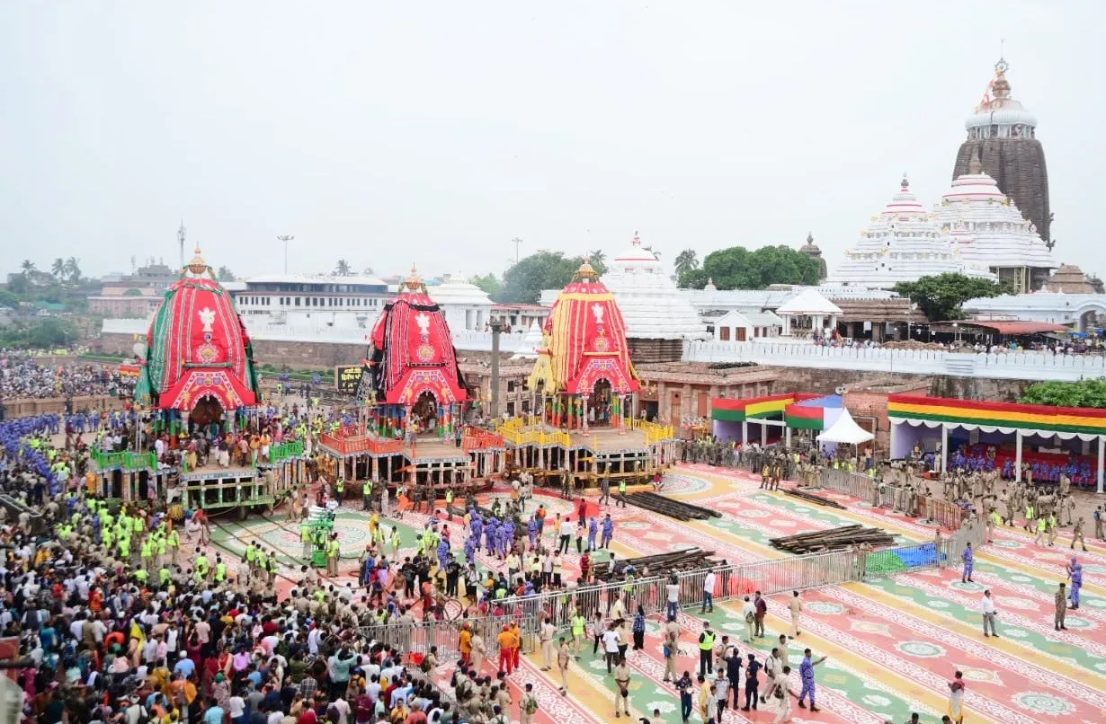  ରଥଯାତ୍ରା ପାଇଁ ପ୍ରସ୍ତୁତ ଶ୍ରୀକ୍ଷେତ୍ର: ସିଂହଦ୍ୱାରରେ ମହାପ୍ରଭୁଙ୍କ ଅପେକ୍ଷାରେ ନନ୍ଦିଘୋଷ, ତାଳଧ୍ୱଜ ଓ ଦର୍ପଦଳନ