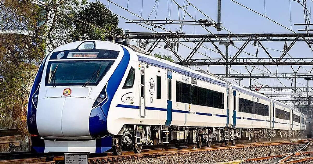 Indian Railways: ଟିକେଟ୍ ବୁକିଂ ସହ ଏବେ ଅନଲାଇନ୍‌ରେ କରିପାରିବେ ଅତିରିକ୍ତ ଲଗେଜ୍ ବୁକିଂ, ପାର୍ସଲ୍ ଅଫିସ୍ ଯିବା ଆଉ ଦରକାର ନାହିଁ