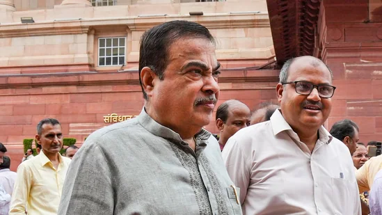 Ethanol policy: ଗଡ଼କରୀଙ୍କ ବିରୋଧରେ ଥିବା ଆପତ୍ତିଜନକ ପୋଷ୍ଟ ହଟାଇବାକୁ ବମ୍ବେ ହାଇକୋର୍ଟଙ୍କ ନିର୍ଦ୍ଦେଶ